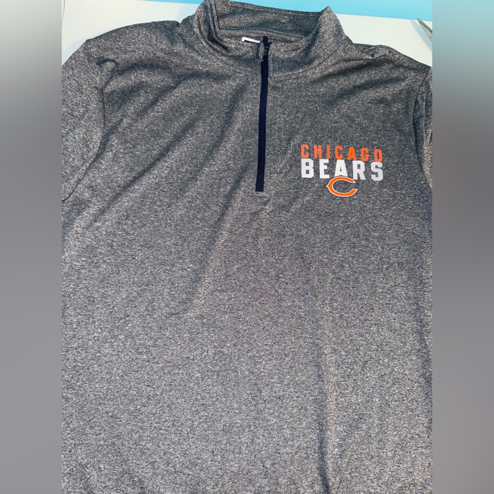NFL Gray Men’s Size (M) Chicago Bears Apparel Pullover